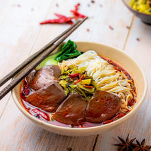 Load image into Gallery viewer, Tristar Spicy Duck Noodles in Red Box
